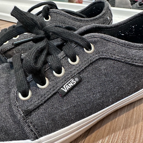 Charcoal lace up Vans. UltraCush size US men’s 8. - Picture 4 of 4